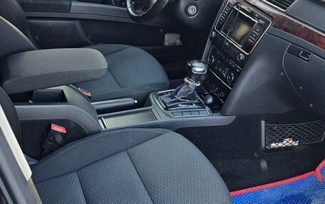 Skoda Superb III рестайлинг, 2012 год, 1 050 000 рублей, 7 фотография