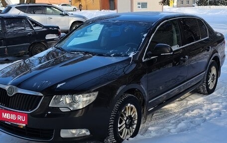 Skoda Superb III рестайлинг, 2012 год, 1 050 000 рублей, 3 фотография