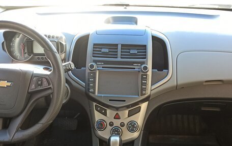 Chevrolet Aveo III, 2014 год, 705 000 рублей, 3 фотография