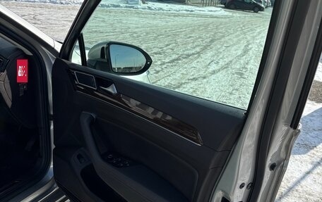 Volkswagen Passat B8 рестайлинг, 2015 год, 1 600 000 рублей, 16 фотография