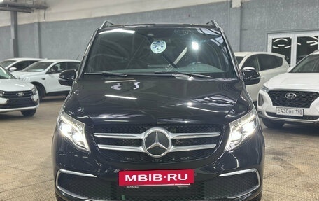 Mercedes-Benz V-Класс, 2019 год, 5 150 000 рублей, 2 фотография