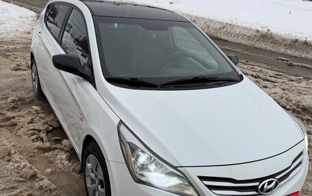 Hyundai Solaris II рестайлинг, 2014 год, 895 000 рублей, 1 фотография