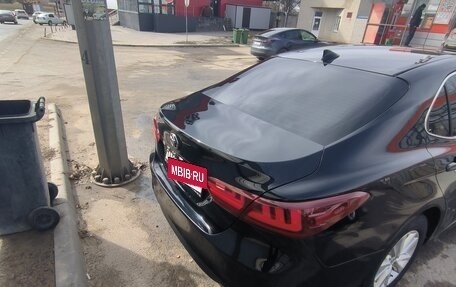 Toyota Camry, 2018 год, 2 000 000 рублей, 5 фотография