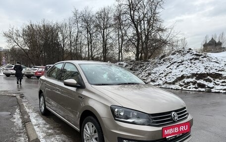 Volkswagen Polo VI (EU Market), 2015 год, 1 350 000 рублей, 2 фотография