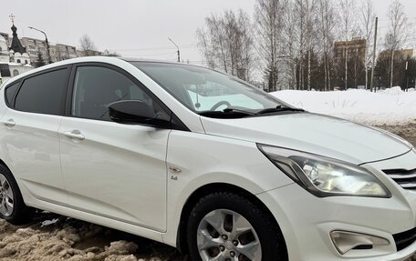 Hyundai Solaris II рестайлинг, 2014 год, 895 000 рублей, 3 фотография