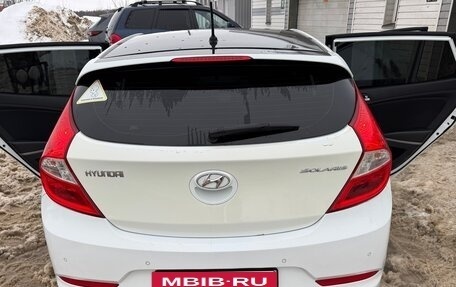 Hyundai Solaris II рестайлинг, 2014 год, 895 000 рублей, 4 фотография