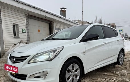 Hyundai Solaris II рестайлинг, 2014 год, 895 000 рублей, 20 фотография