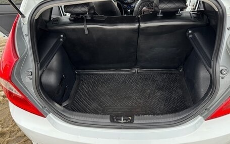 Hyundai Solaris II рестайлинг, 2014 год, 895 000 рублей, 10 фотография