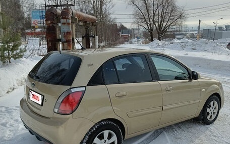 KIA Rio II, 2011 год, 560 000 рублей, 2 фотография