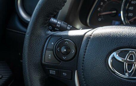 Toyota RAV4, 2014 год, 2 090 000 рублей, 21 фотография