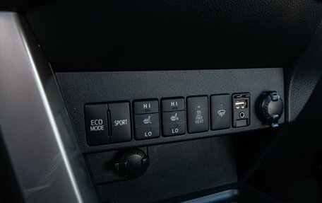 Toyota RAV4, 2014 год, 2 090 000 рублей, 19 фотография