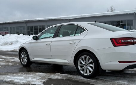 Skoda Superb III рестайлинг, 2016 год, 1 750 000 рублей, 7 фотография