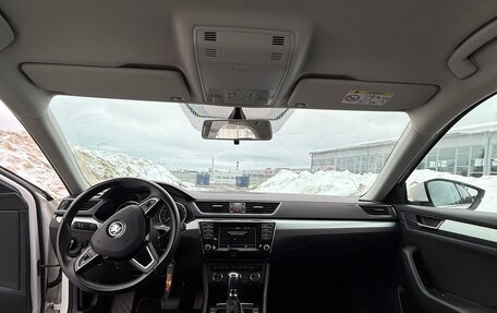 Skoda Superb III рестайлинг, 2016 год, 1 750 000 рублей, 18 фотография