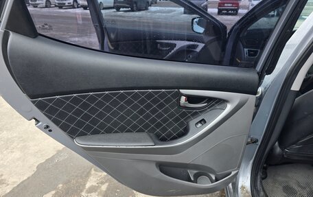 Hyundai Elantra V, 2015 год, 1 200 000 рублей, 15 фотография