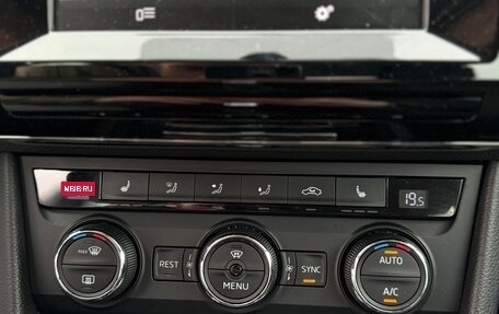 Skoda Superb III рестайлинг, 2016 год, 1 750 000 рублей, 17 фотография