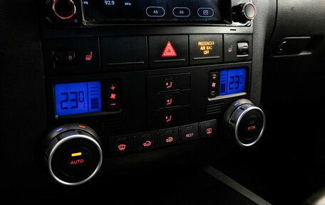 Volkswagen Touareg III, 2006 год, 999 000 рублей, 14 фотография