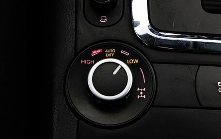 Volkswagen Touareg III, 2006 год, 999 000 рублей, 16 фотография