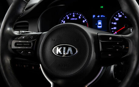 KIA Rio IV, 2017 год, 999 000 рублей, 12 фотография