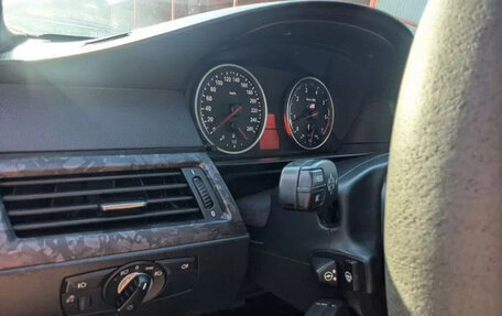 BMW 5 серия, 2008 год, 1 350 000 рублей, 30 фотография