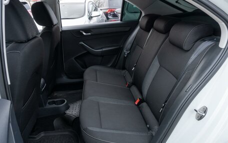 Skoda Rapid I, 2015 год, 1 029 000 рублей, 9 фотография