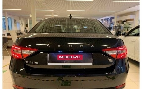 Skoda Superb III рестайлинг, 2025 год, 4 023 715 рублей, 3 фотография