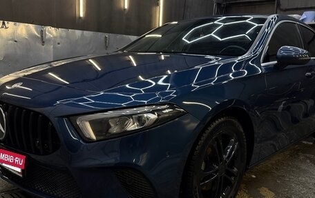 Mercedes-Benz A-Класс, 2019 год, 2 600 000 рублей, 9 фотография