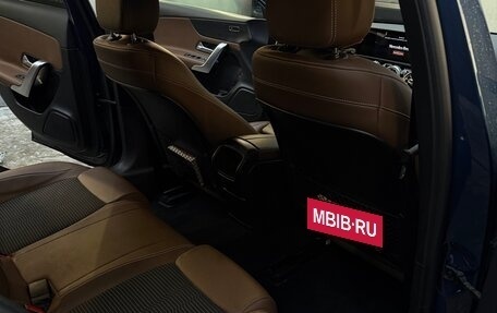 Mercedes-Benz A-Класс, 2019 год, 2 600 000 рублей, 16 фотография