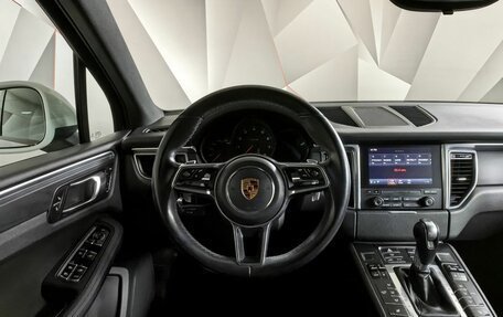 Porsche Macan I рестайлинг, 2018 год, 3 893 000 рублей, 19 фотография