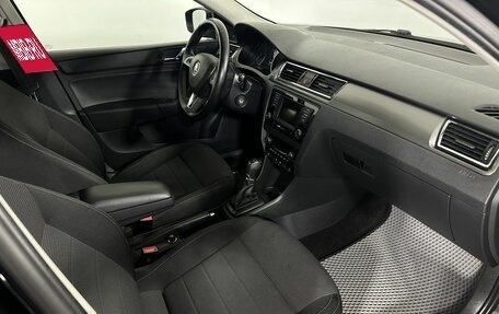 Skoda Rapid I, 2015 год, 1 050 000 рублей, 14 фотография