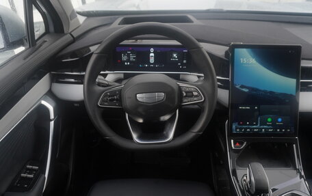 Geely Atlas, 2023 год, 2 375 000 рублей, 9 фотография