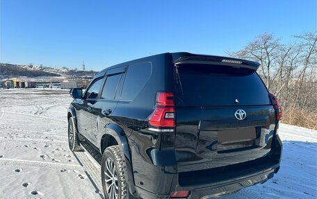 Toyota Land Cruiser Prado 150 рестайлинг 2, 2018 год, 4 994 000 рублей, 9 фотография