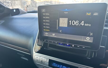 Toyota Land Cruiser Prado 150 рестайлинг 2, 2018 год, 4 994 000 рублей, 35 фотография