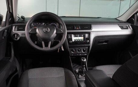 Skoda Rapid I, 2016 год, 829 000 рублей, 6 фотография