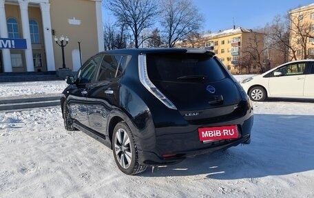 Nissan Leaf I, 2013 год, 1 300 000 рублей, 2 фотография