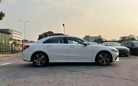 Mercedes-Benz A-Класс, 2023 год, 2 184 000 рублей, 7 фотография