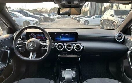 Mercedes-Benz A-Класс, 2023 год, 2 184 000 рублей, 11 фотография