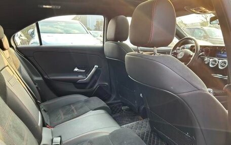 Mercedes-Benz A-Класс, 2023 год, 2 184 000 рублей, 13 фотография