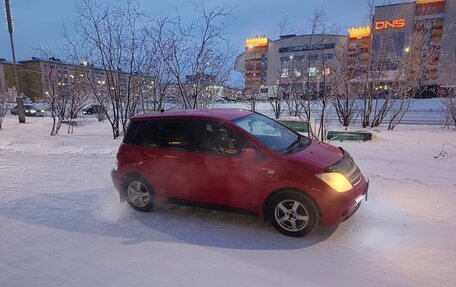 Toyota Ist II, 2002 год, 600 000 рублей, 8 фотография