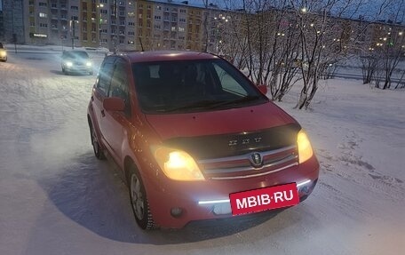Toyota Ist II, 2002 год, 600 000 рублей, 9 фотография