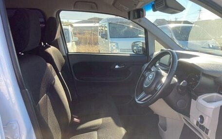 Daihatsu Move VI рестайлинг, 2022 год, 600 000 рублей, 10 фотография