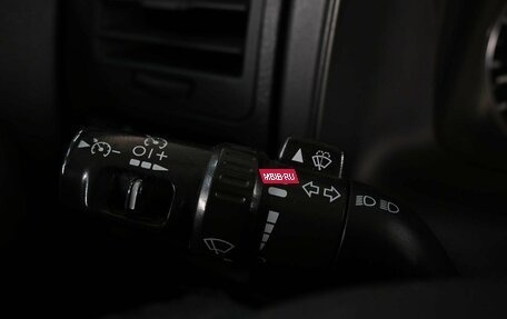 Hummer H3, 2008 год, 1 929 000 рублей, 17 фотография