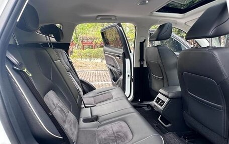 Haval H6, 2022 год, 1 330 000 рублей, 13 фотография