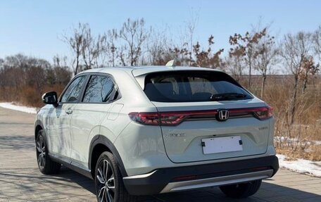 Honda Vezel, 2022 год, 1 654 000 рублей, 4 фотография