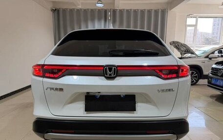 Honda Vezel, 2022 год, 1 643 000 рублей, 5 фотография