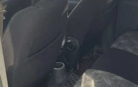 Mitsubishi Colt VI рестайлинг, 2005 год, 260 000 рублей, 10 фотография