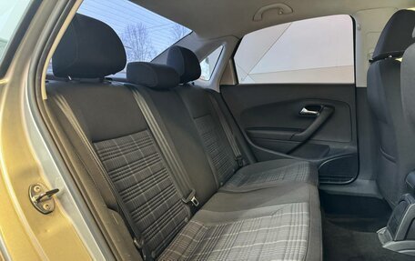 Volkswagen Polo VI (EU Market), 2016 год, 899 000 рублей, 23 фотография