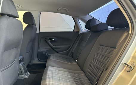 Volkswagen Polo VI (EU Market), 2016 год, 899 000 рублей, 24 фотография