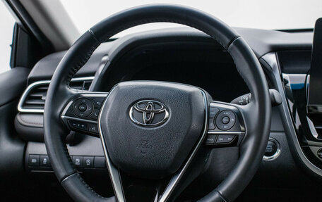 Toyota Camry, 2023 год, 3 780 000 рублей, 15 фотография