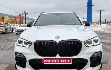 BMW X5, 2019 год, 7 600 000 рублей, 2 фотография