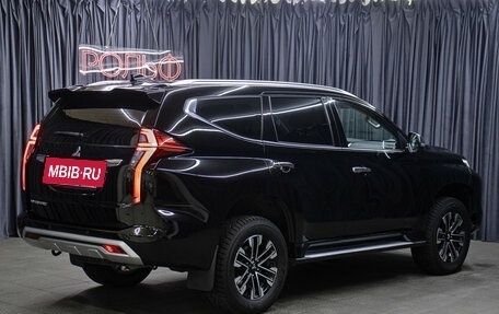 Mitsubishi Montero Sport, 2023 год, 4 498 000 рублей, 5 фотография